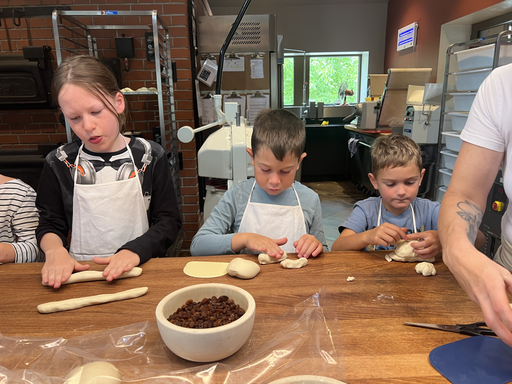 Zopftierli backen